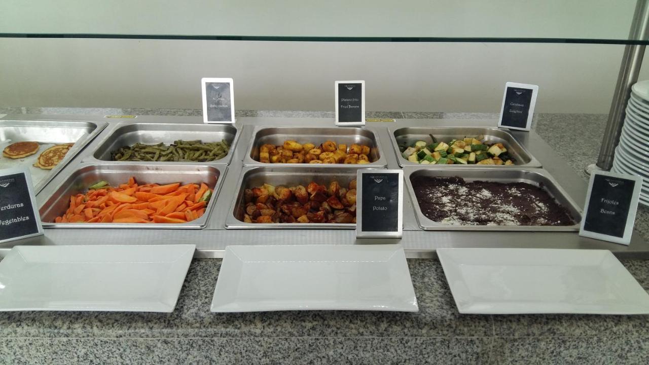 크리스탈 어반 칸쿤 센트로 호텔 외부 사진